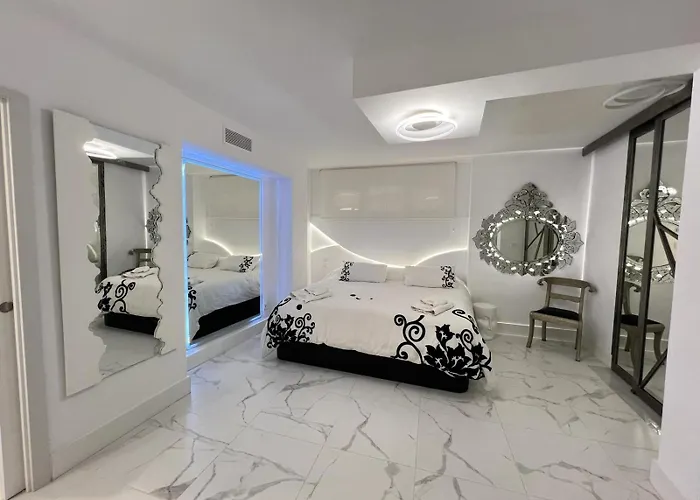 Espectacular Hogar En La Playa マルベーリャ